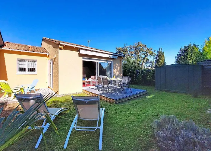 度假居 Les Floriales By Interhome