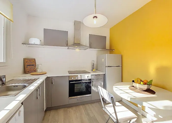 度假居 Les Floriales By Interhome *